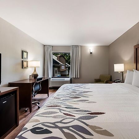 Red Roof Inn Newport News - Yorktown Eksteriør bilde